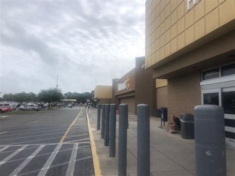 Walmart mount dora - Find the address, phone number, web site and store hours of Walmart Supercenter in Mount Dora, FL. See nearby stores, location map and customer reviews. 